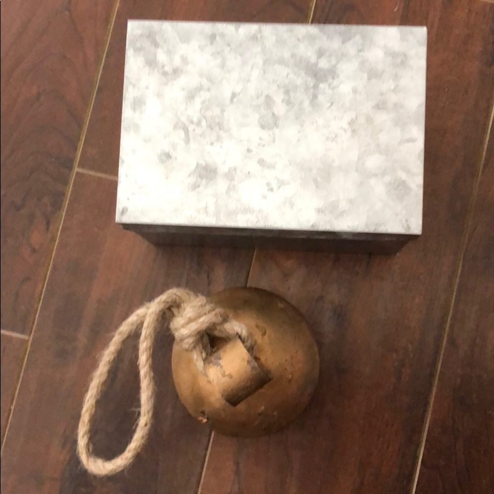 Galvanized Small Storage Box/Bell